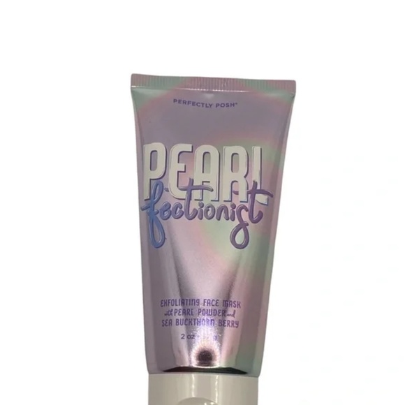 Perfectly Posh❣️SALE❣️$10~PEARLfectionest~exfoliating face mask~New and Sealed - Picture 1 of 5
